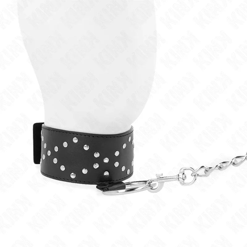 KINK - COLLAR CON CORREA 65 CM CON TACHUELAS PLATEADAS MODELO 3 AJUSTABLE 36-43 CM X 5 CM - Nuvica