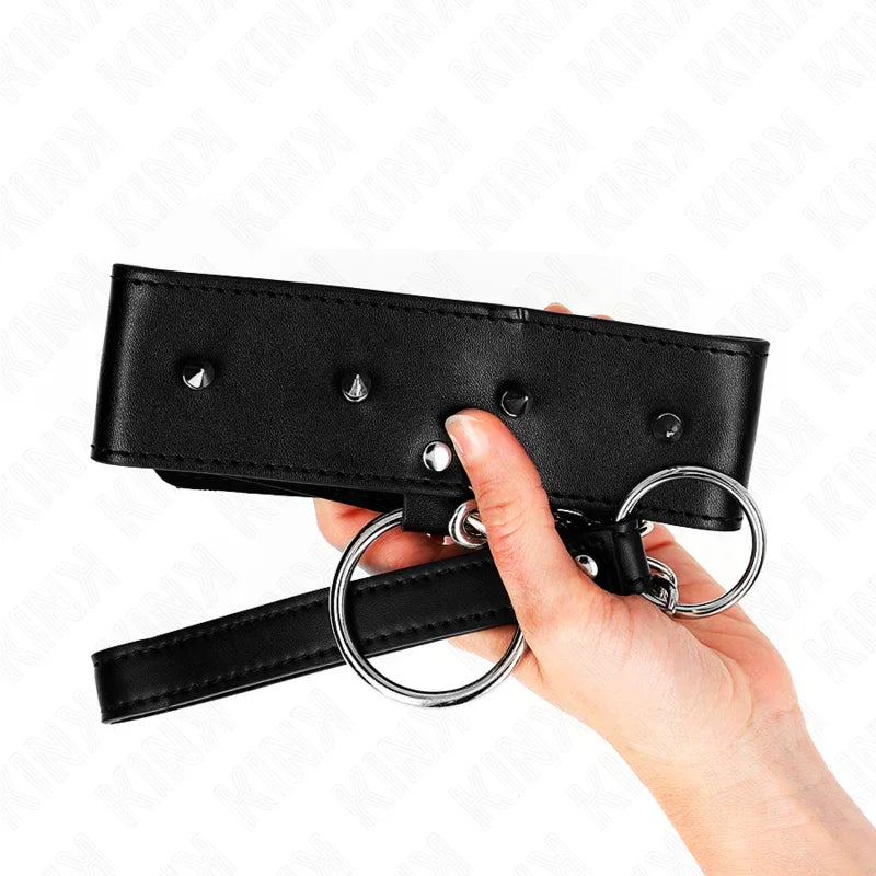 KINK - COLLAR CON CORREA 65 CM CON TACHUELAS PLATEADAS MODELO 2 AJUSTABLE 36-43 CM X 5 CM - Nuvica