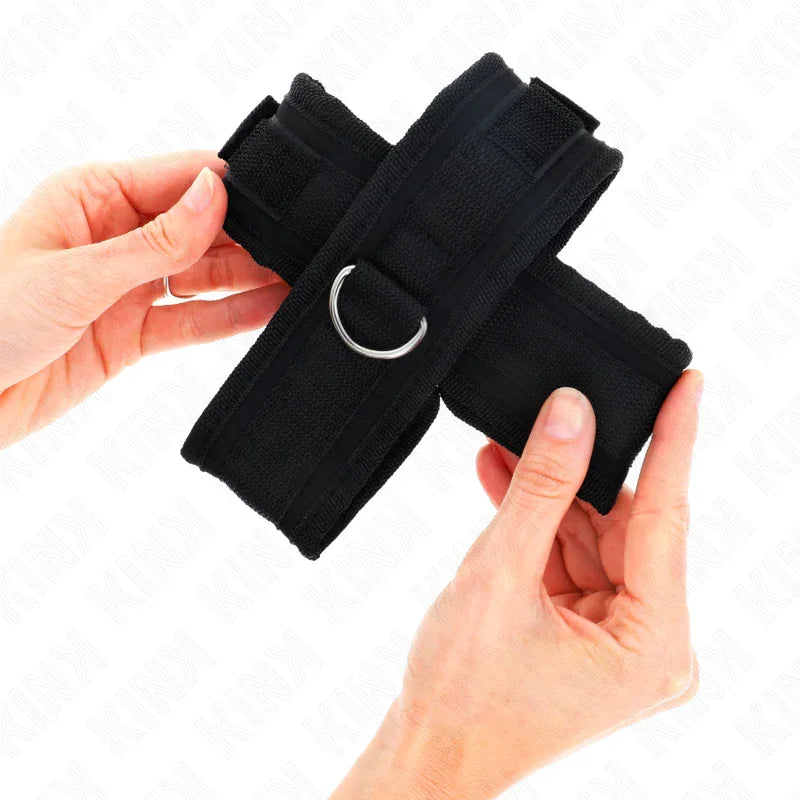 KINK - MUÑEQUERAS CRUZADA NEGRO 34 X 5.5 CM - Nuvica