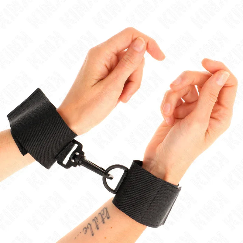 KINK - MUÑEQUERAS NYLON NEGRO - Nuvica