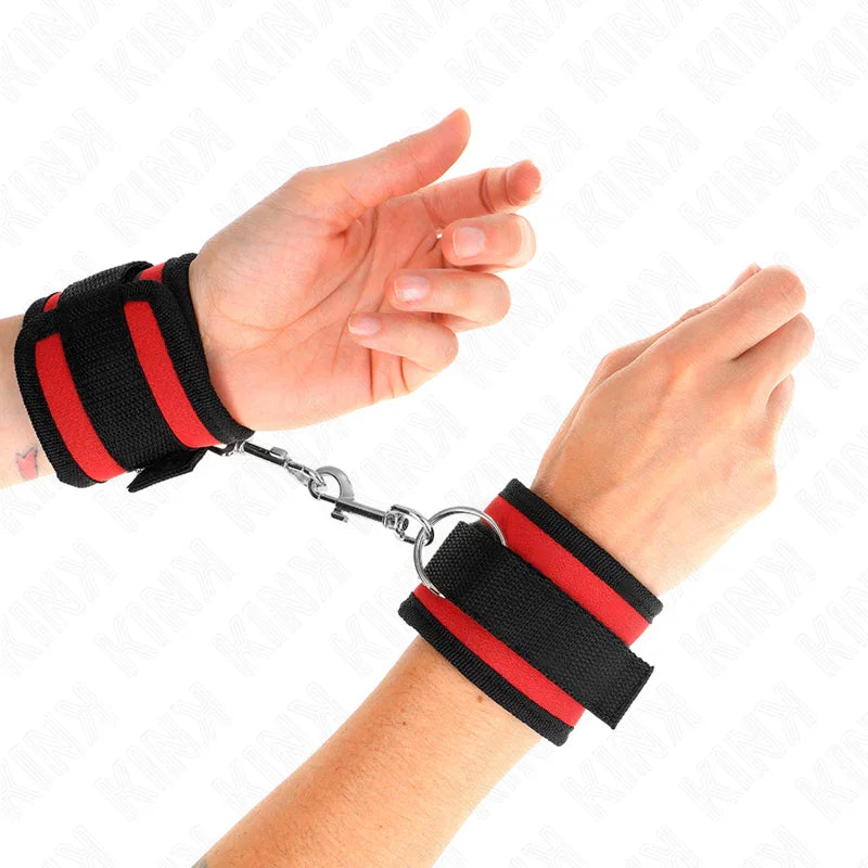 KINK - MUÑEQUERAS NYLON ROJO-NEGRO MODELO 2 AJUSTABLE 18-35 CM X 6 CM - Nuvica