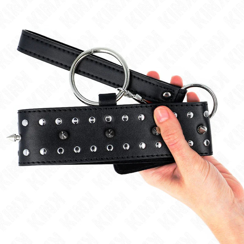 KINK - COLLAR CON CORREA 65 CM CON TACHUELAS PLATEADAS MODELO 1 AJUSTABLE 36-43 CM X 5 CM - Nuvica