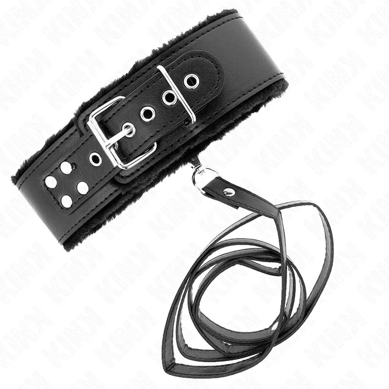 KINK - COLLAR CON CORREA 116 CM CON TACHUELAS PLATEADAS MODELO 4 NEGRO AJUSTABLE 40-48 CM X 6 CM - Nuvica