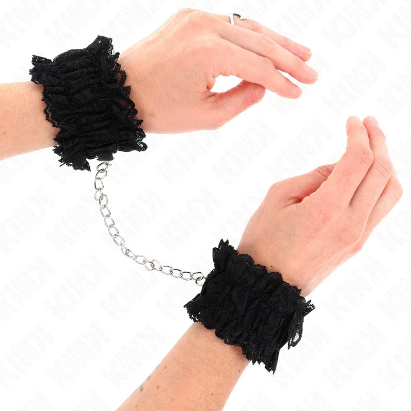 KINK - MUÑEQUERAS ELÁSTICAS DE ENCAJE NEGRO - Nuvica