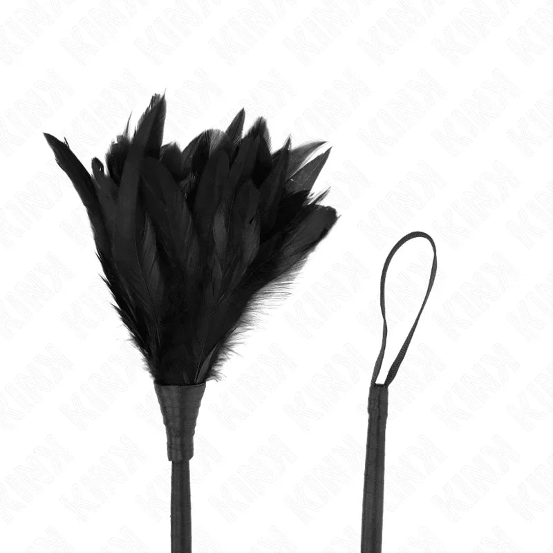 KINK - PLUMAS DE POLLO PARA COSQUILLAS CON FORMA CUERNO DE CRIADA NEGRO 36 CM - Nuvica