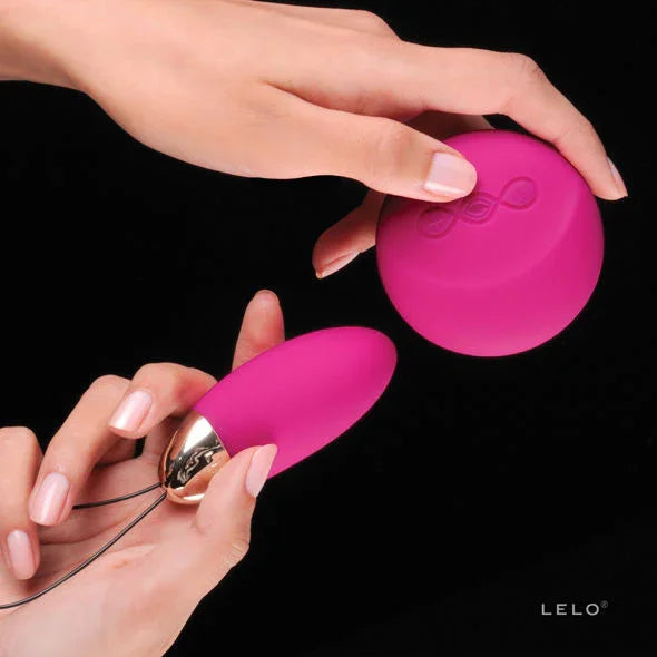 LELO - LYLA 2 INSIGNIA DESIGN EDITION HUEVO-MASAJEADOR FUCSIA - Nuvica