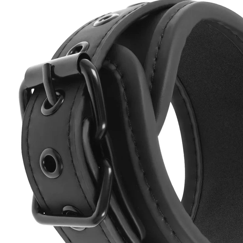 FETISH SUBMISSIVE - COLLAR Y ESPOSAS CUERO VEGANO CON FORRO DE NEOPRENO - Nuvica