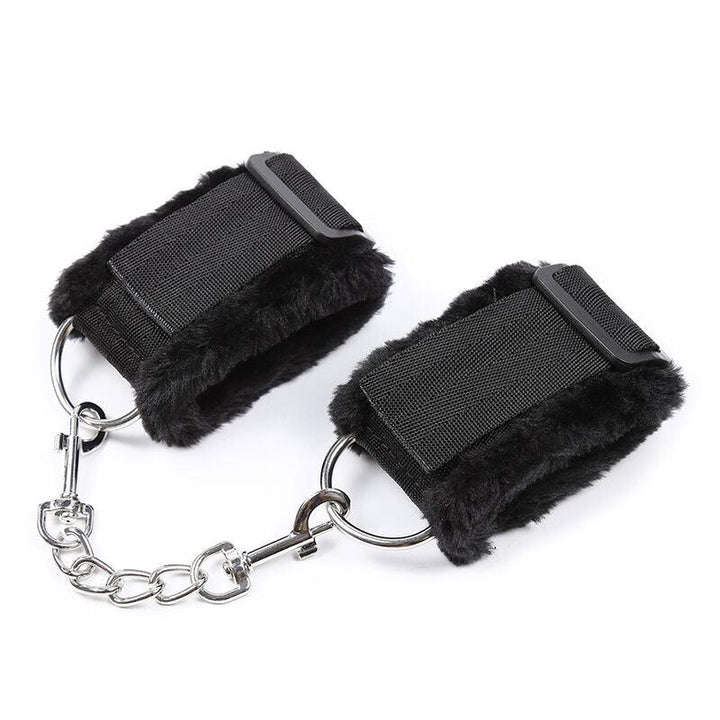 OHMAMA FETISH - RESTRICCIONES MUÑECAS CON PELITOS - Nuvica