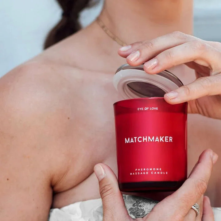 EYE OF LOVE - MATCHMAKER RED DIAMOND VELA DE MASAJE PARA ELLA 150 ML - Nuvica