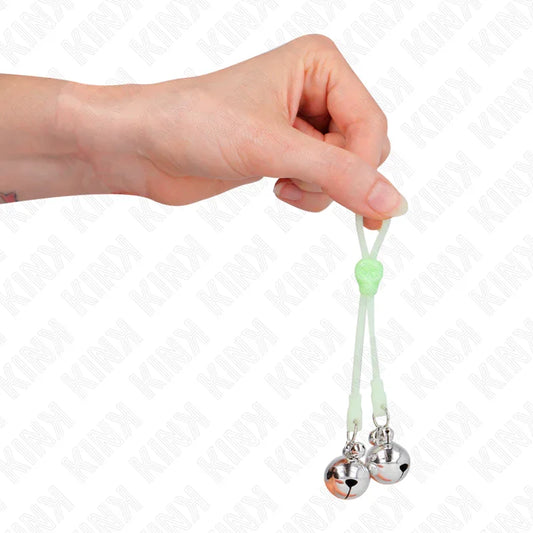 KINK - PINZAS PARA PEZONES LUMINOSAS FORMA CALABERA CON CASCABEL SONORO AJUSTABLE VERDE / PLATEADO - Nuvica