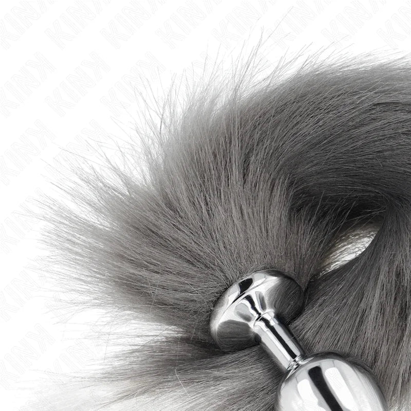 KINK - PLUG ANAL TALLA M 8 X 3.5 CM CON COLA SINTÉTICA 40 CM PLATEADO Y BLANCO - Nuvica