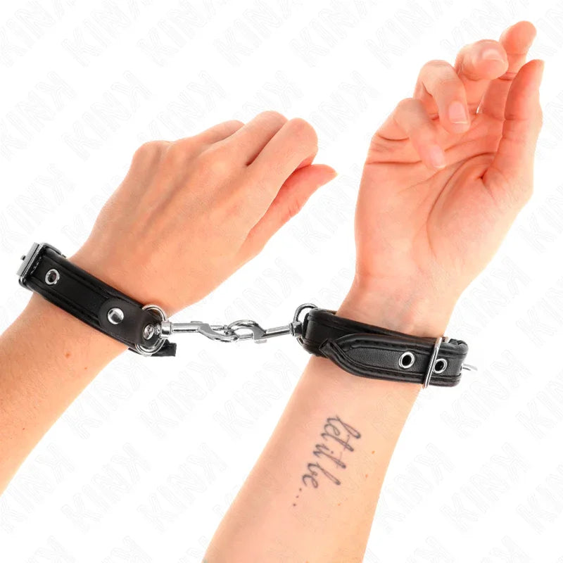 KINK - MUÑEQUERAS MINI NEGRO CON TACHUELAS AJUSTABLE 16-22 CM X 2 CM - Nuvica