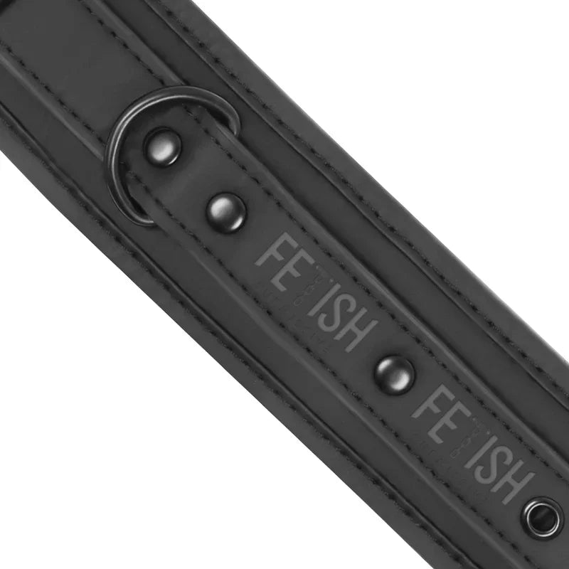 FETISH SUBMISSIVE - COLLAR Y ESPOSAS CUERO VEGANO CON FORRO DE NEOPRENO - Nuvica